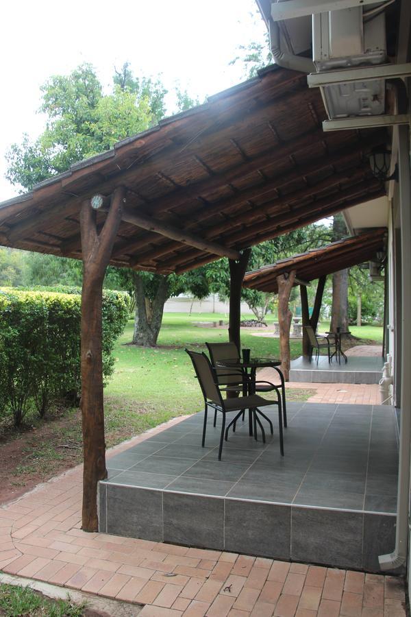 Bush Lovers Lodge Modimolle Bilik gambar